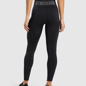 Black gymshark leggings